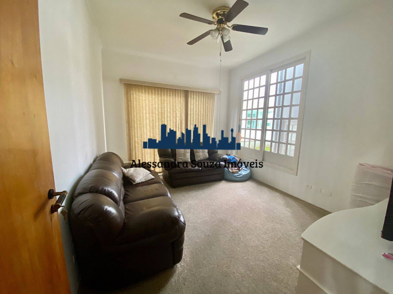 Casa à venda com 4 quartos, 456m² - Foto 42