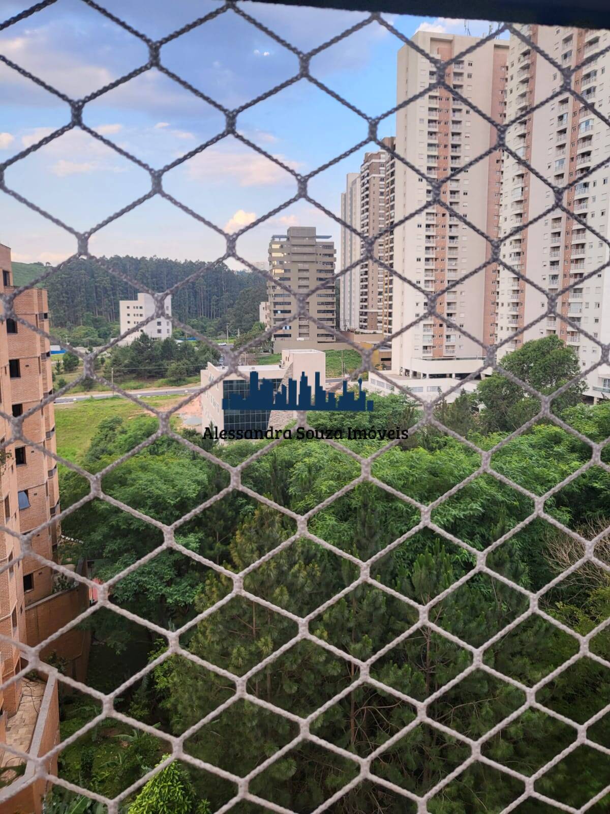 Apartamento à venda com 2 quartos, 68m² - Foto 5