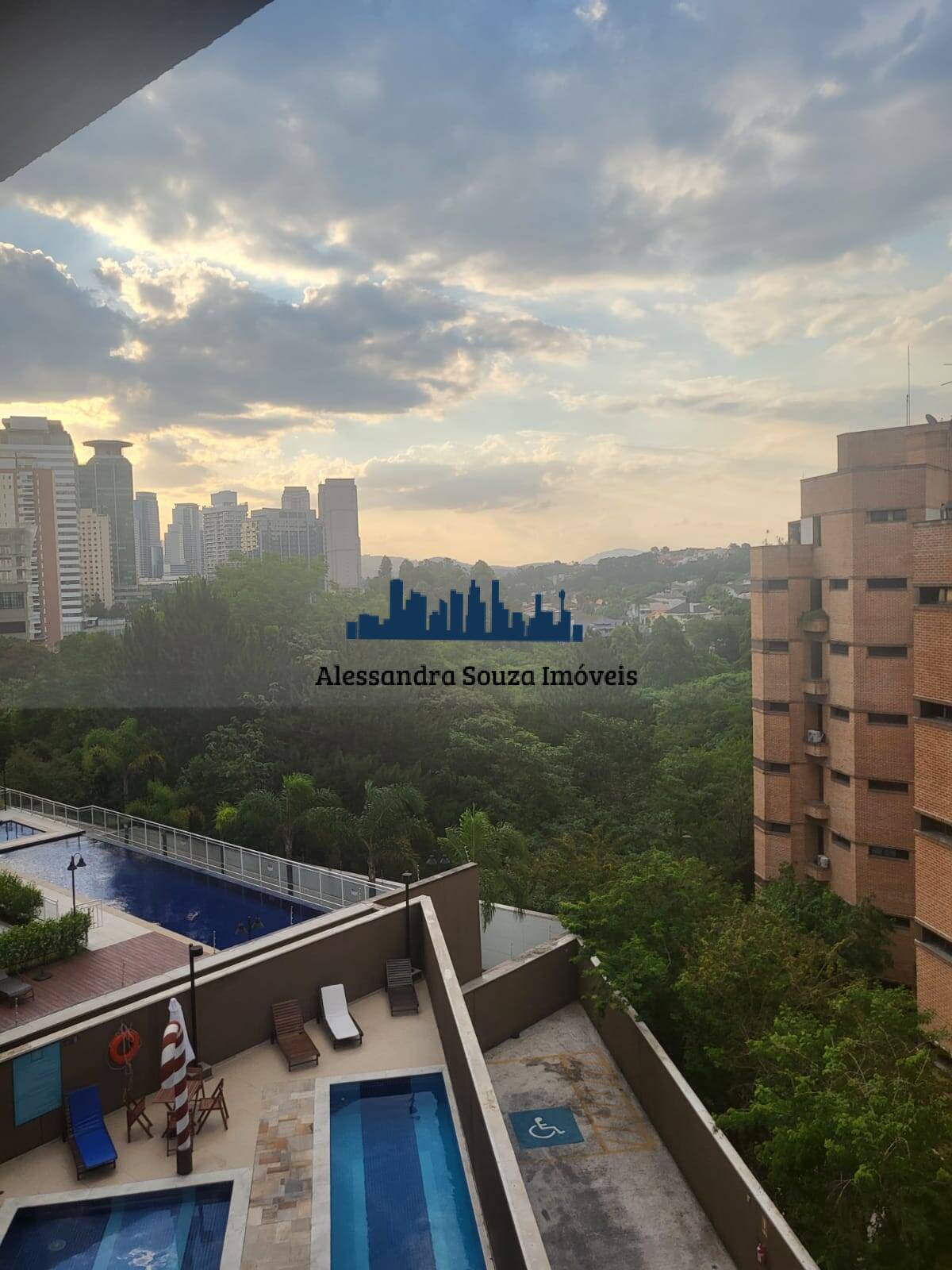 Apartamento à venda com 2 quartos, 68m² - Foto 3