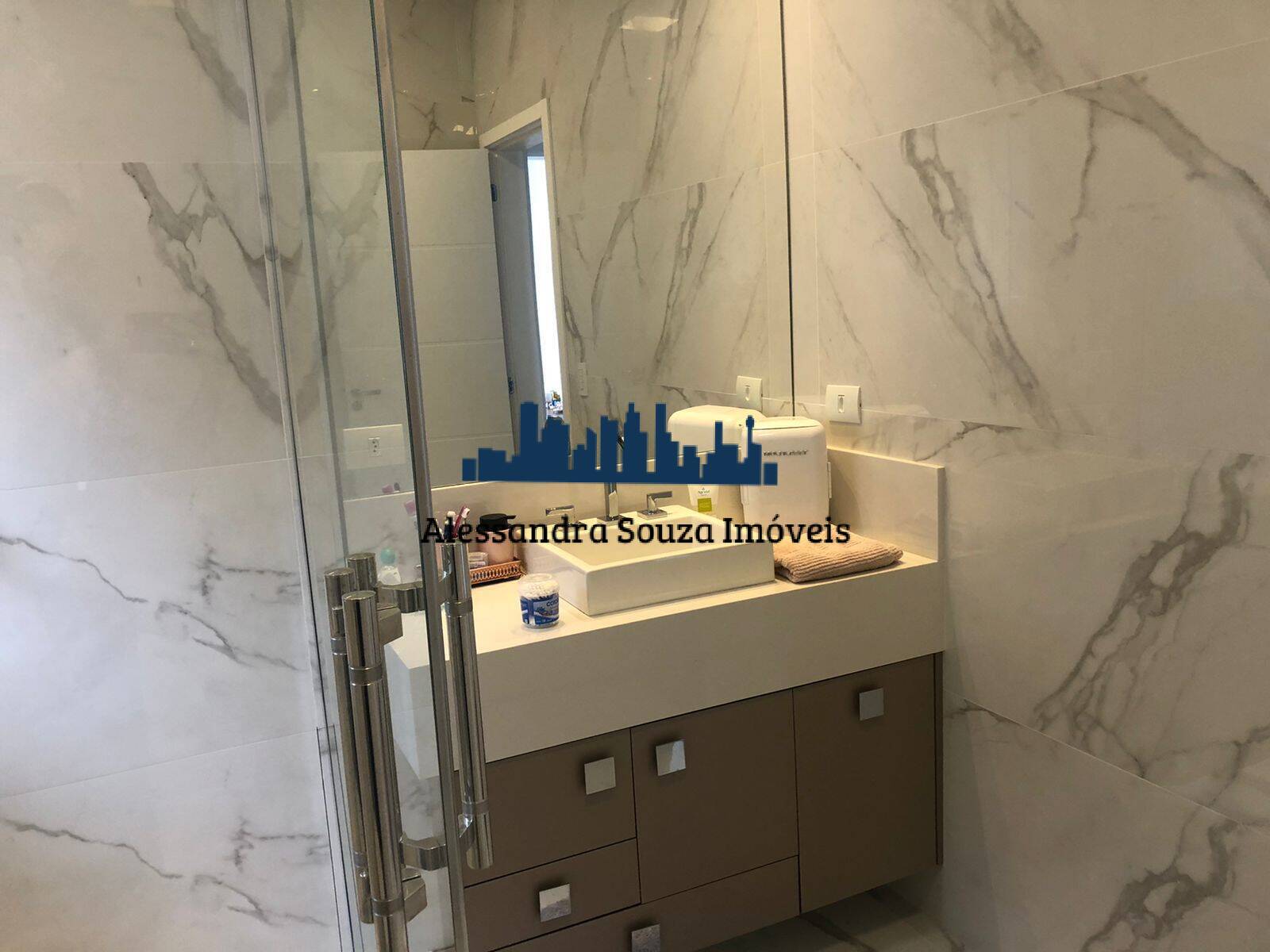 Casa à venda e aluguel com 4 quartos, 450m² - Foto 35