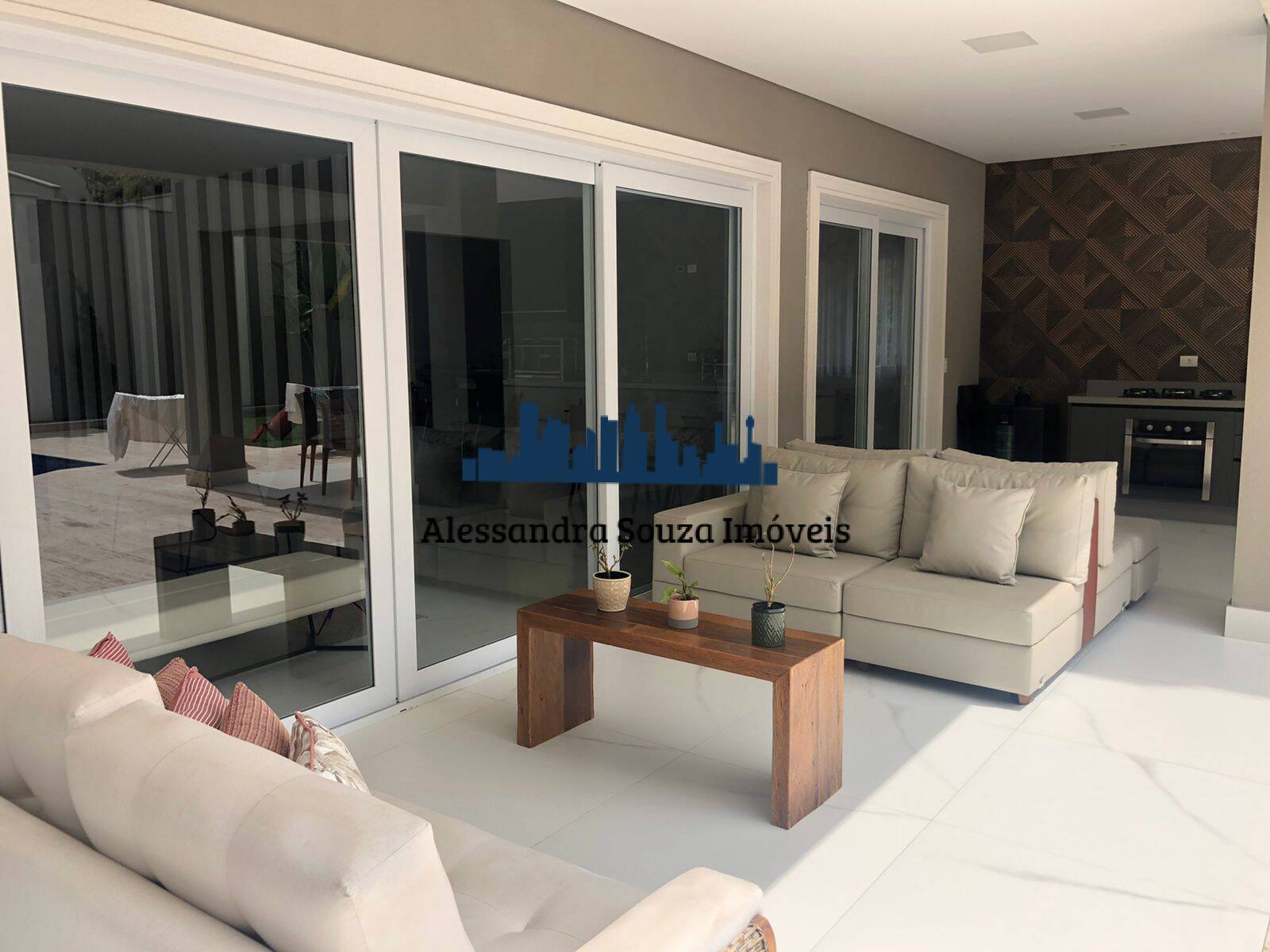 Casa à venda e aluguel com 4 quartos, 450m² - Foto 28