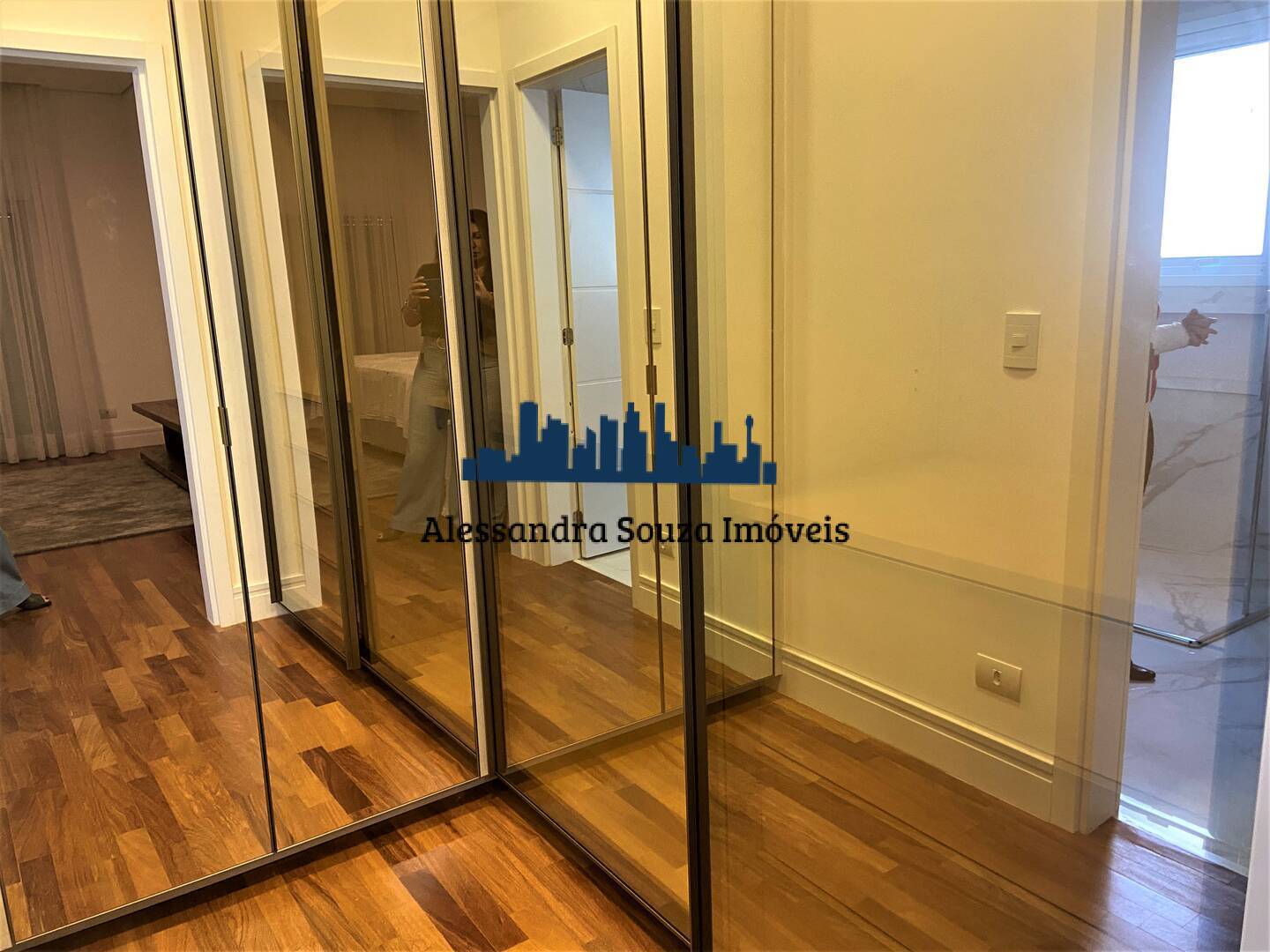 Casa à venda e aluguel com 4 quartos, 450m² - Foto 21