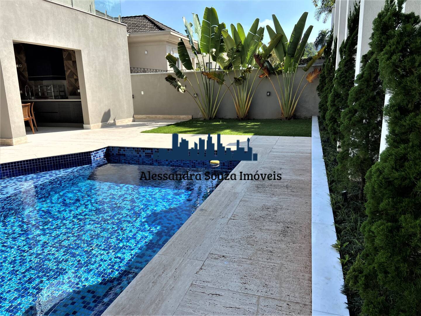 Casa à venda e aluguel com 4 quartos, 450m² - Foto 7