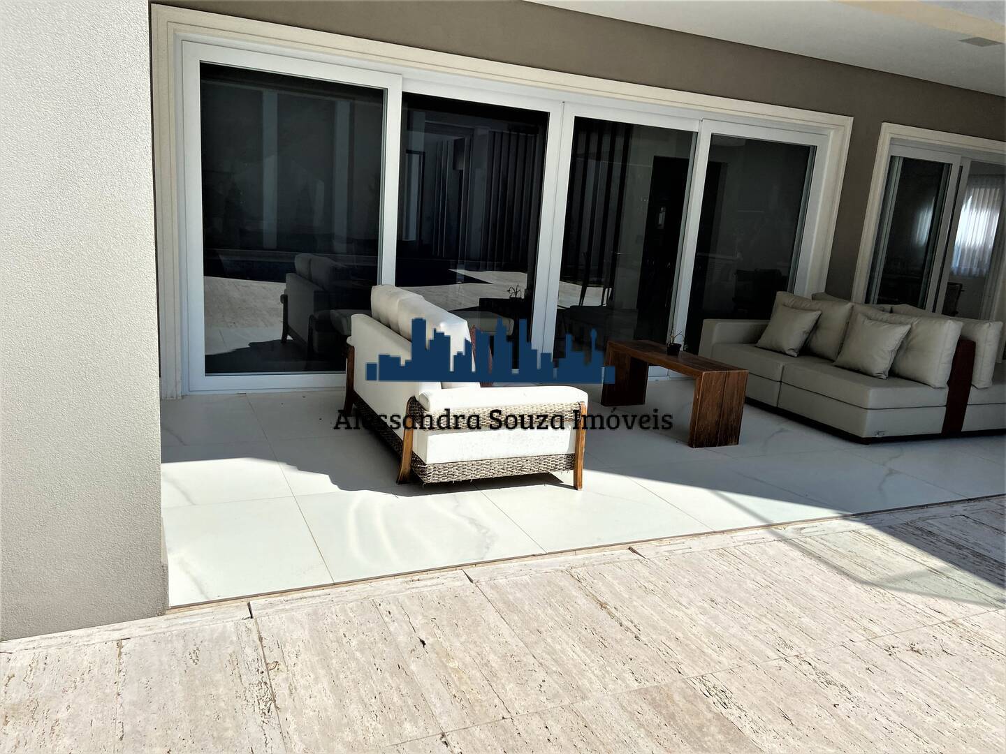 Casa à venda e aluguel com 4 quartos, 450m² - Foto 5