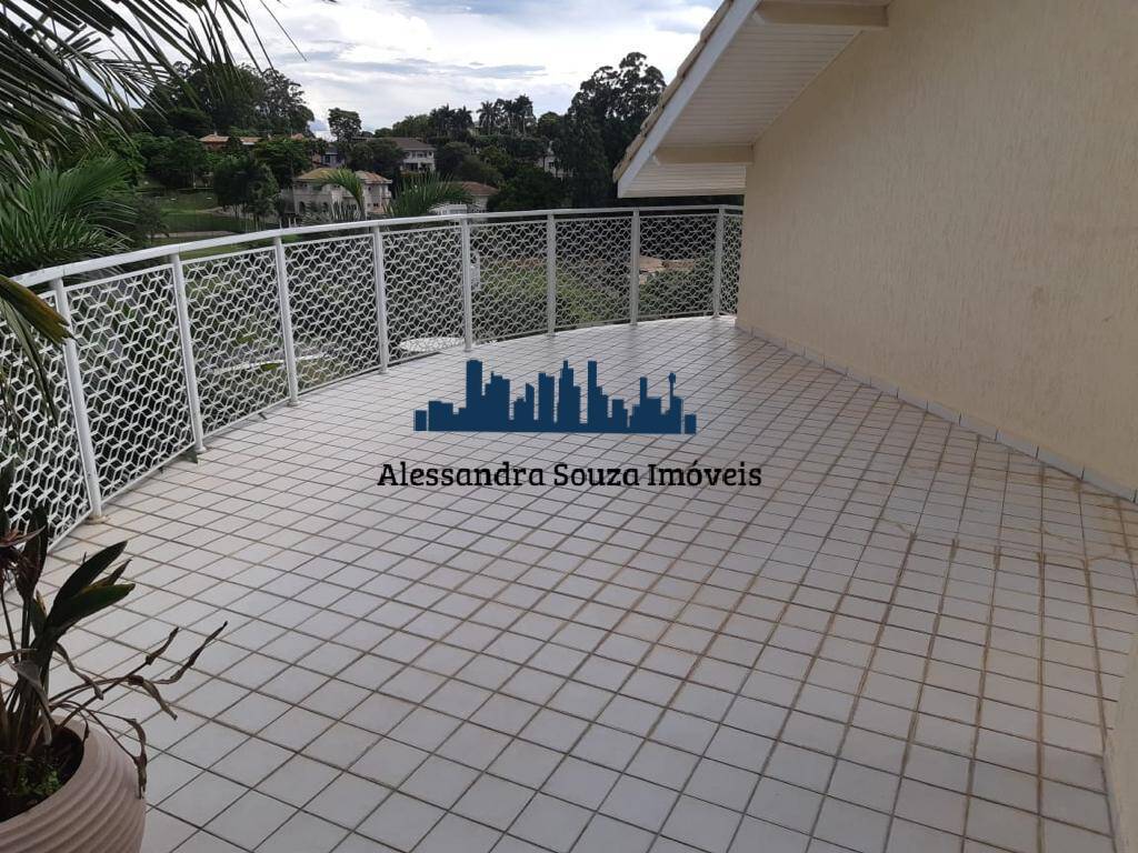 Casa para alugar com 4 quartos, 700m² - Foto 13