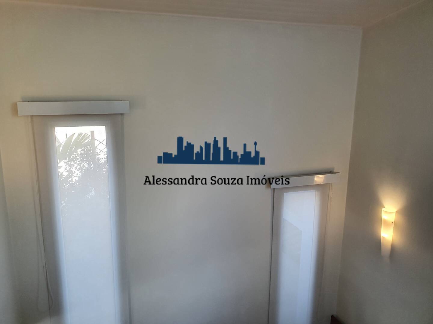 Casa à venda e aluguel com 3 quartos, 400m² - Foto 12