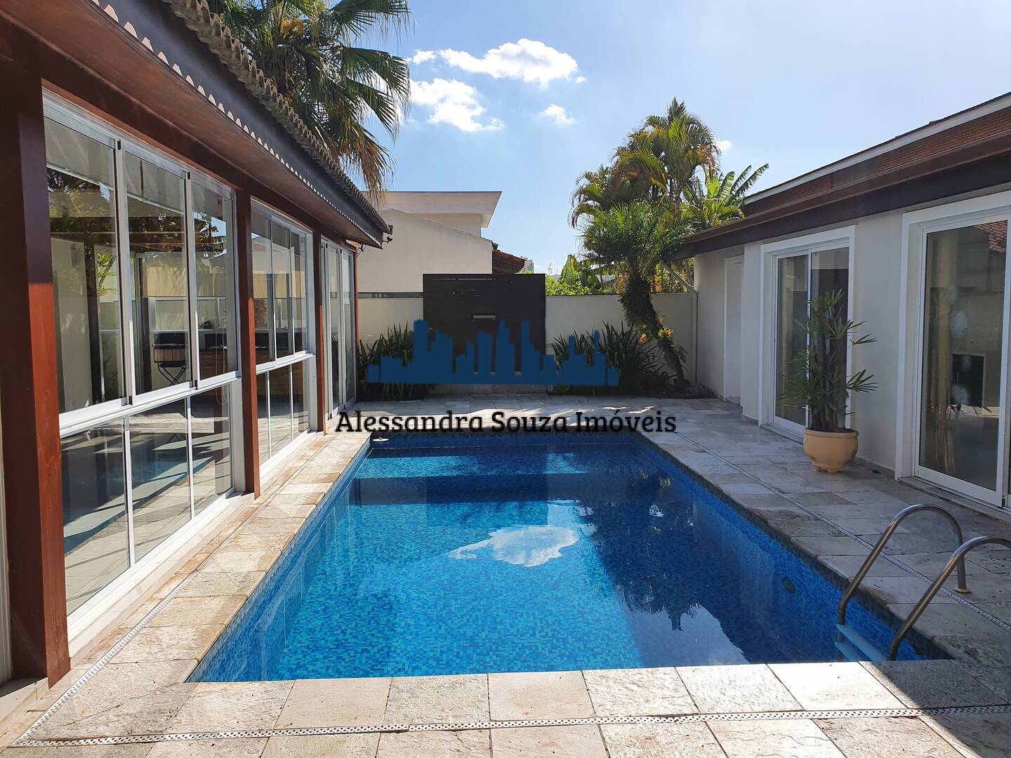 Casa à venda e aluguel com 3 quartos, 400m² - Foto 19