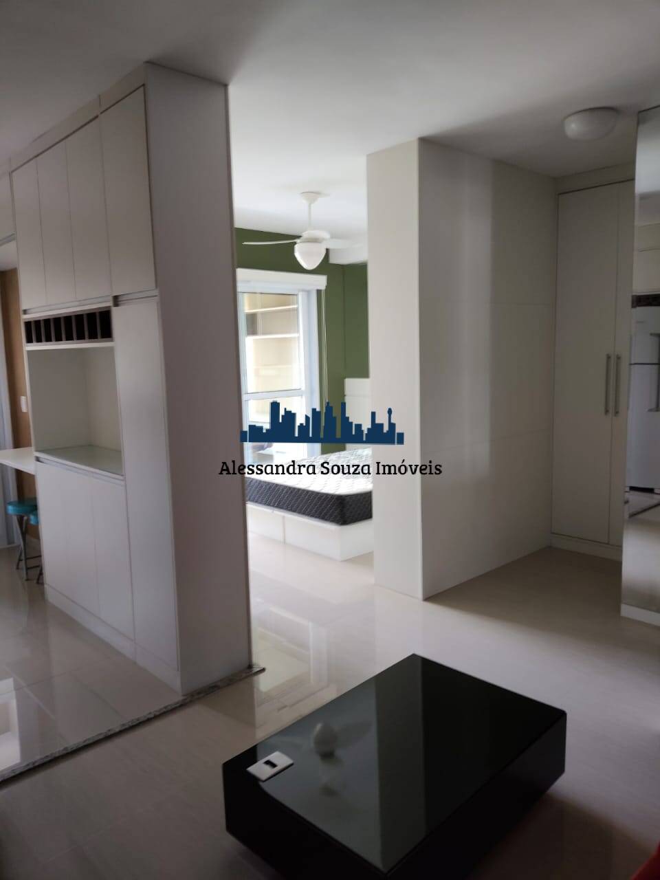 Apartamento à venda com 1 quarto, 42m² - Foto 9
